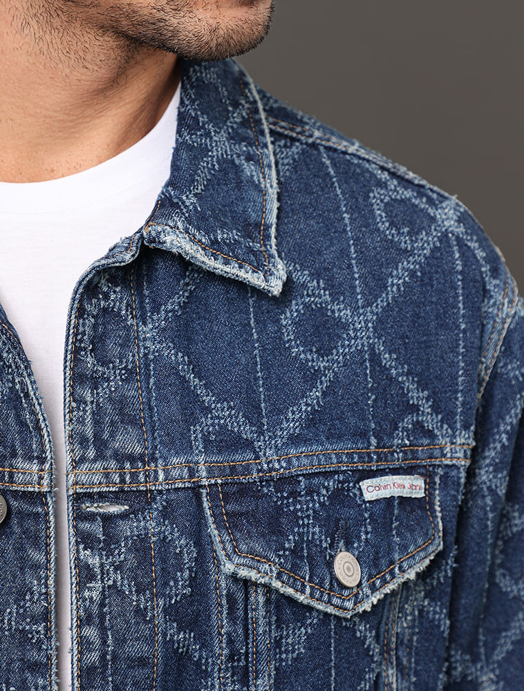 Miniatura Jaqueta Jeans Masculina Trucker Estampa Aop Calvin Klein Jeans - Azul Médio Jaqueta Jeans Masculina Trucker Estampa Aop Calvin Klein Jeans Azul Médio g
