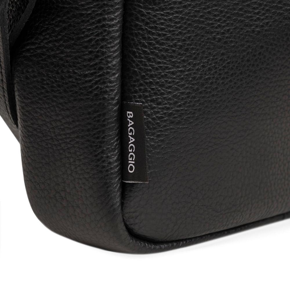 Shoulder Bag Masculina de Couro Leme Preta Preto