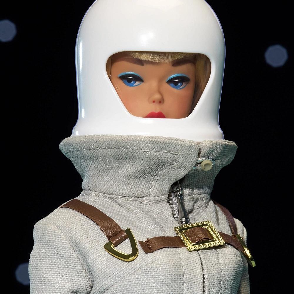 Miniatura Boneca Barbie Miss Astronauta 60º Aniversário - Mattel Jbj48