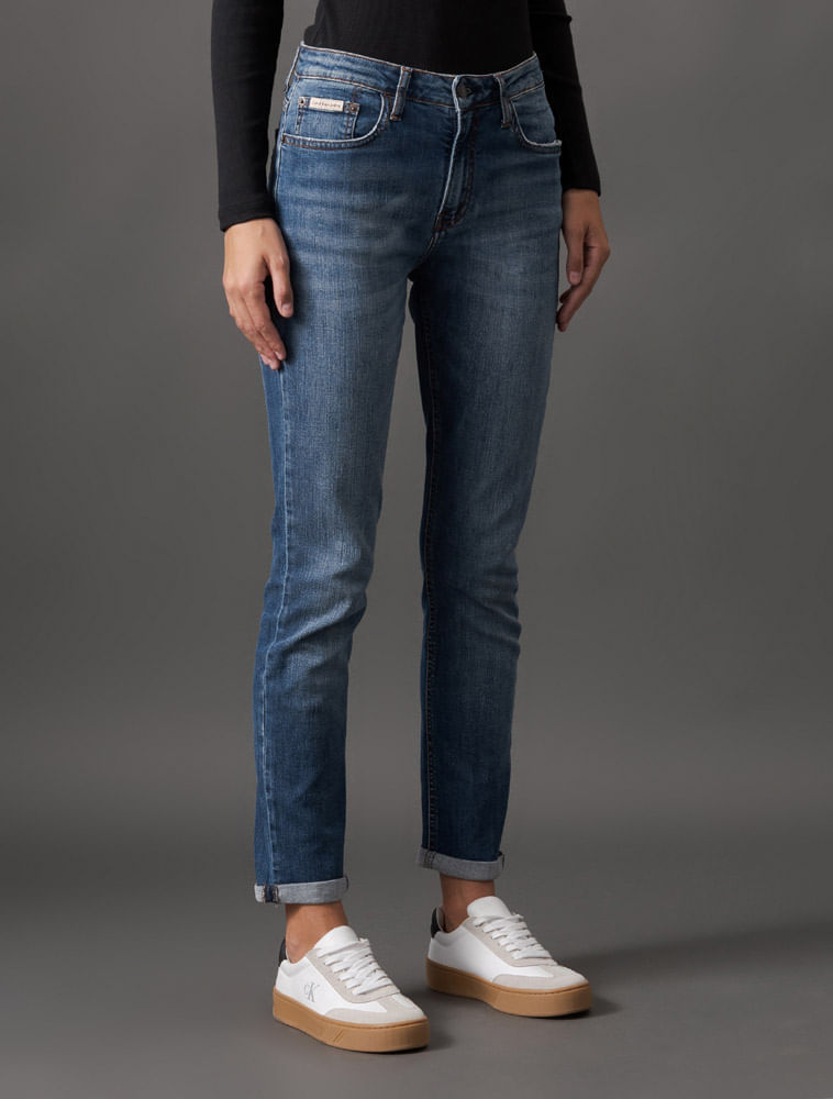 Miniatura Calça Jeans Feminina Slim Tom Médio Calvin Klein Jeans - Azul Médio Calça Jeans Feminina Slim Tom Médio Calvin Klein Jeans Azul Médio 34