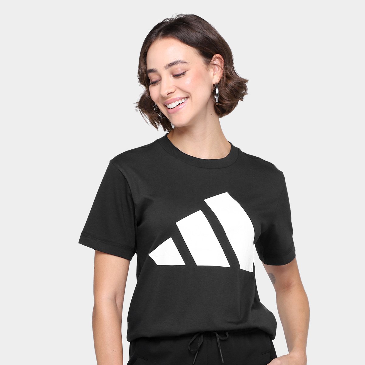 Miniatura Camiseta Adidas Logo Feminina Preto+Branco - GG