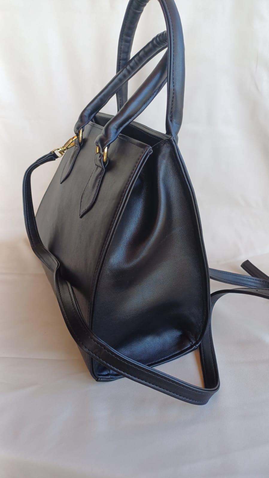 Bolsa Napa Soft Preto