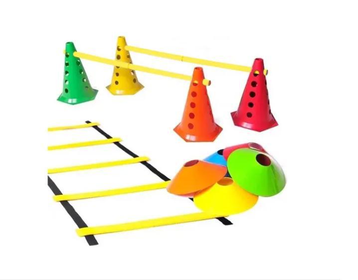 Miniatura Kit Treino Agilidade 10 Chapéu Chinês + Escada + Barreiras