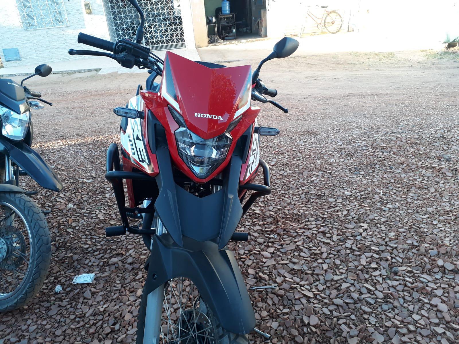 Protetor CarenagE Motor Xre 300 Com Par De Leds Angel Eyes