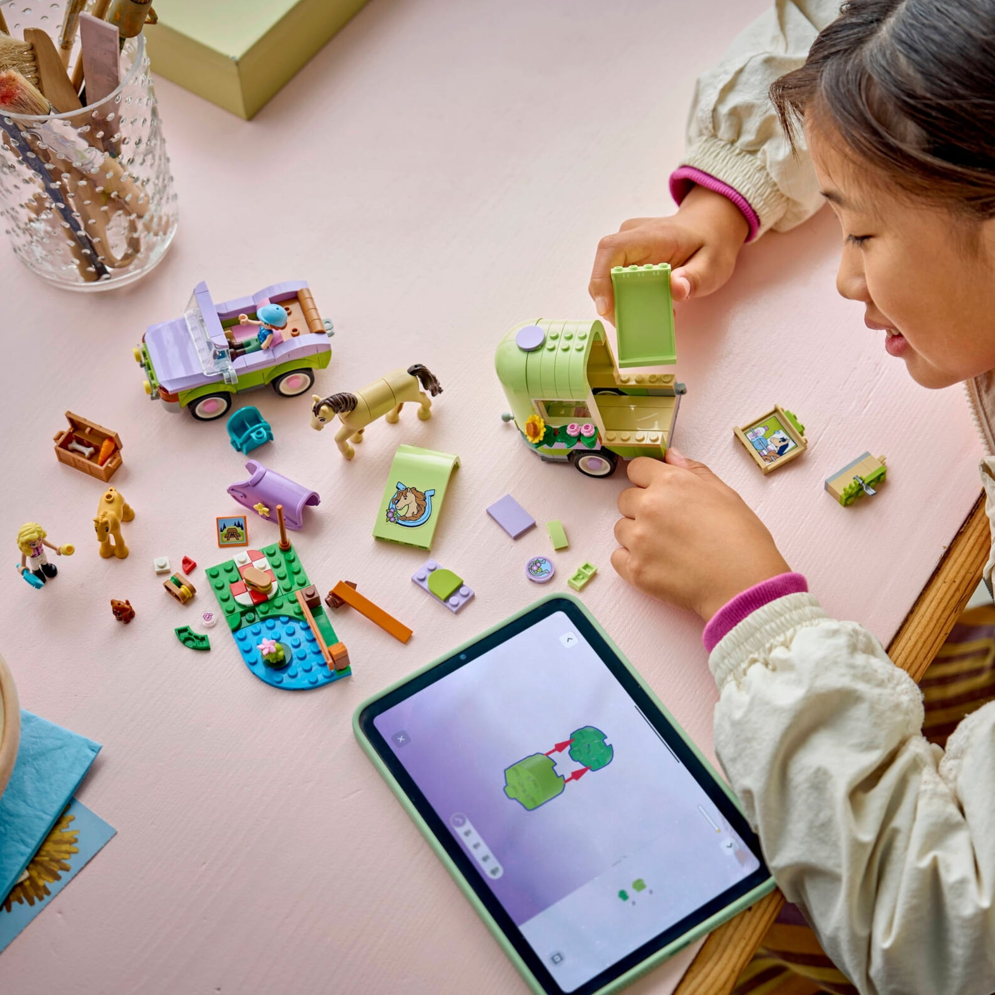LEGO® Friends - Reboque para Cavalo e Potro