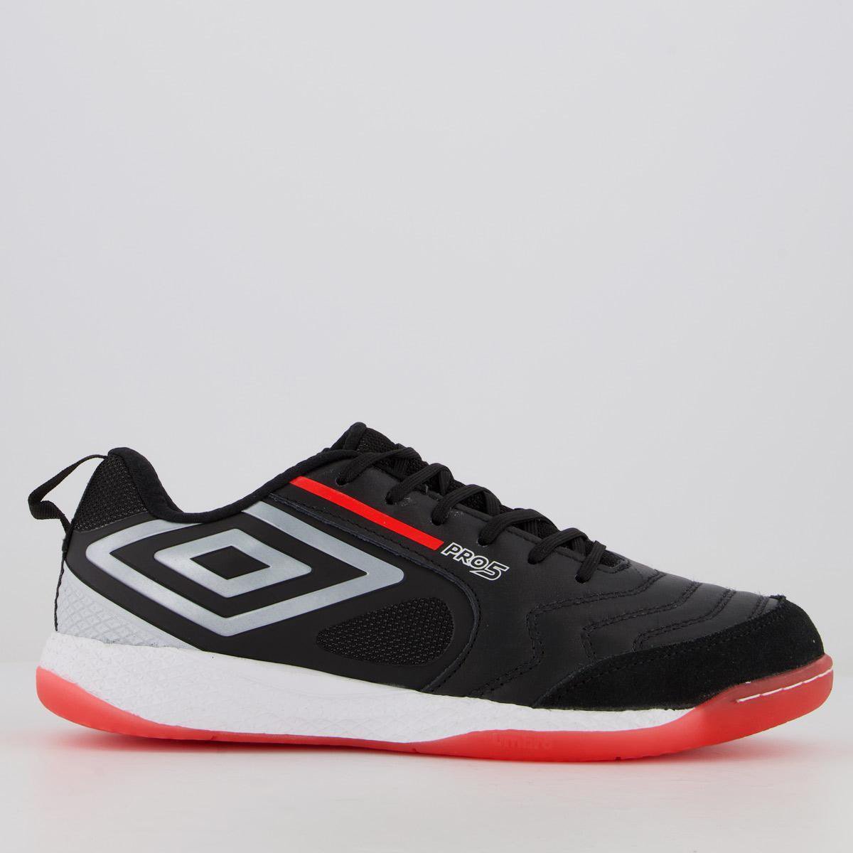 Miniatura Chuteira Futsal Umbro Pro 5 Bump Unissex Preto+Vermelho - 35