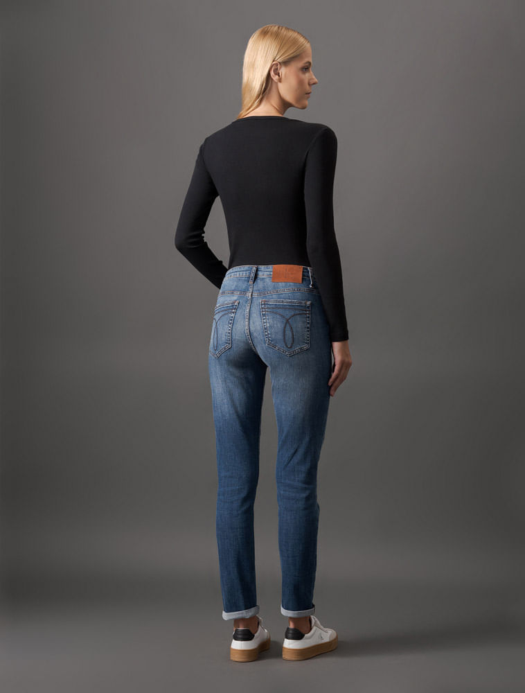 Miniatura Calça Jeans Feminina Slim Tom Médio Calvin Klein Jeans - Azul Médio Calça Jeans Feminina Slim Tom Médio Calvin Klein Jeans Azul Médio 34
