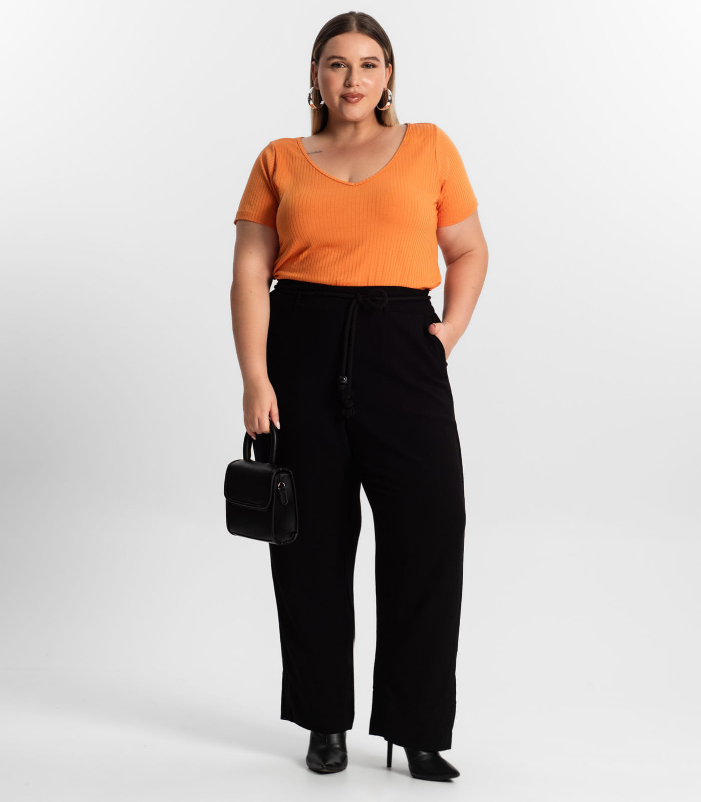 Miniatura Blusa Feminina Plus Size da Infinita Cor Laranja Plus G1