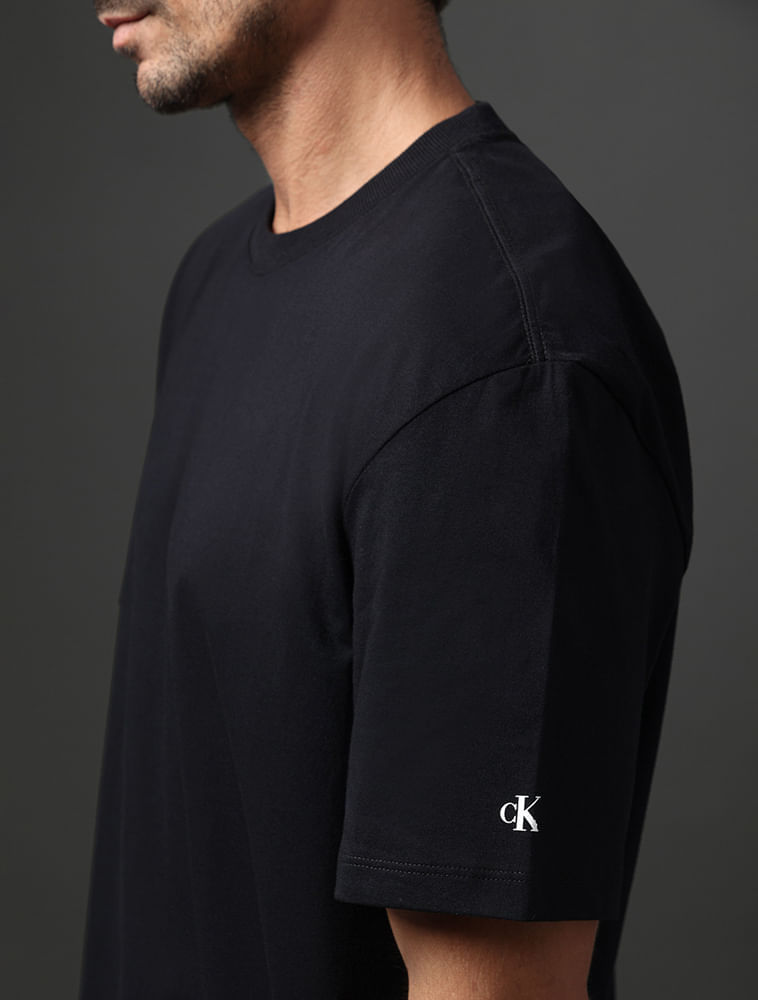Miniatura Camiseta Masculina Oversized Logo Calvin Klein Jeans - Preto Camiseta Masculina Oversized Logo Calvin Klein Jeans Preto g