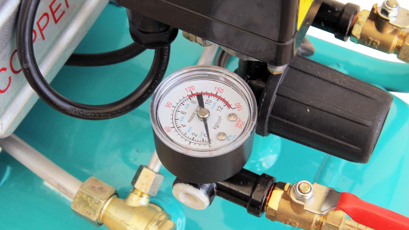 Miniatura Compressor De Ar Elétrico Pistão 2.0 Hp 25 Litros 220V