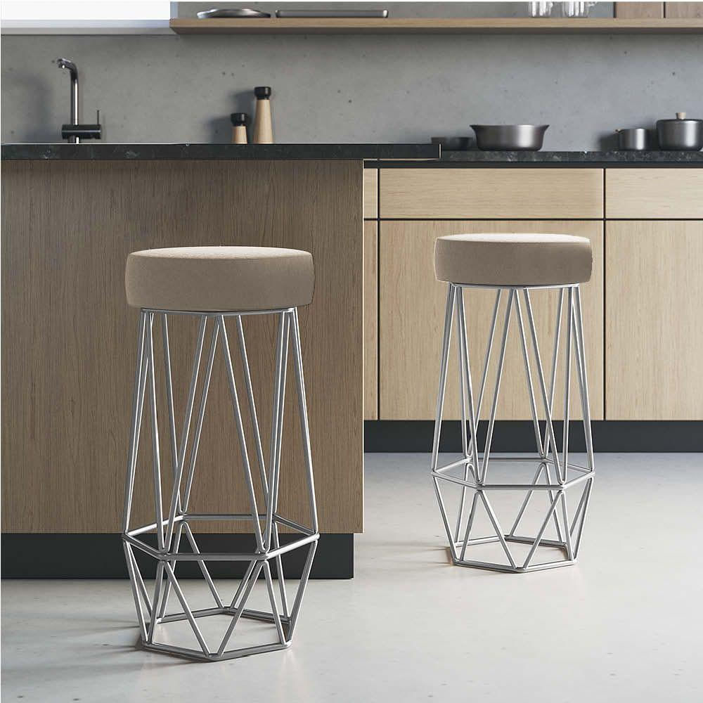 Miniatura Kit 04 Banqueta Com Encosto Mhara Hexágono Cozinha Bar Ferro Prata Corino Bege - Amey Decor