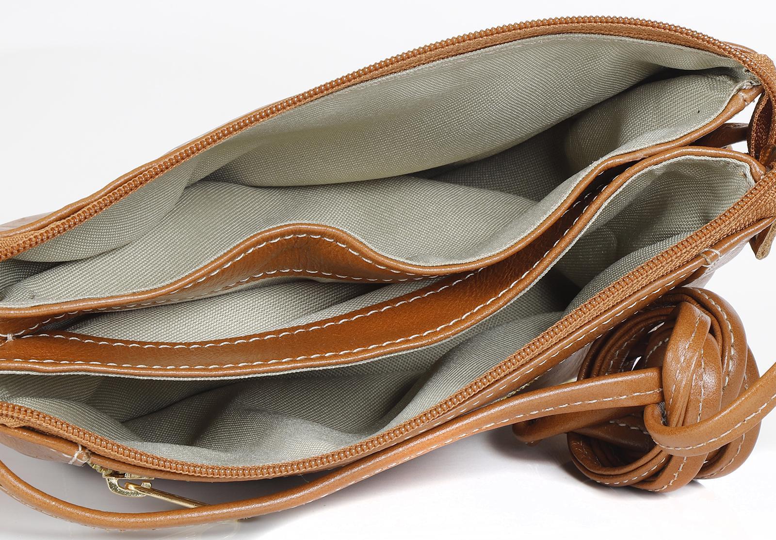 Miniatura Bolsa Lateral Couro Sophia Preta 15x21x5cm - Qualidade