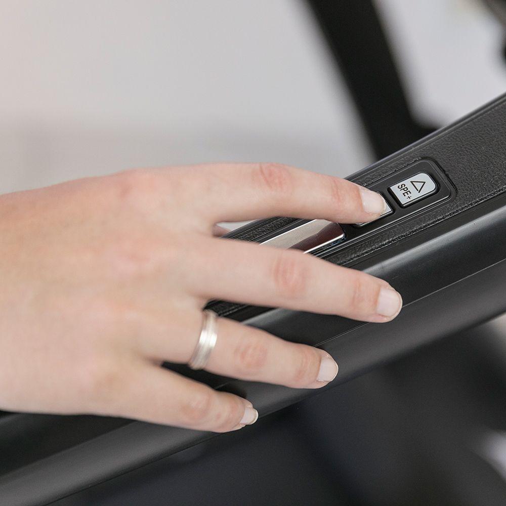 Miniatura Esteira Ergométrica Starke Home Sh 3.5 C/ Massageador E Inclinação Motor Dc 3hp Até 14km/h 220v