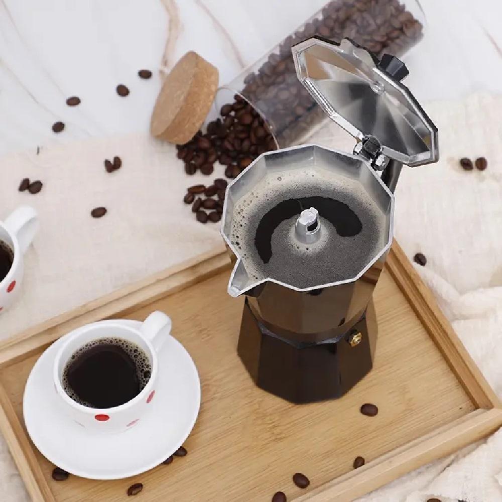 Miniatura Cafeteira Italiana Preta 6 Xícaras – Alumínio, Café Expresso Tradicional E Elegante