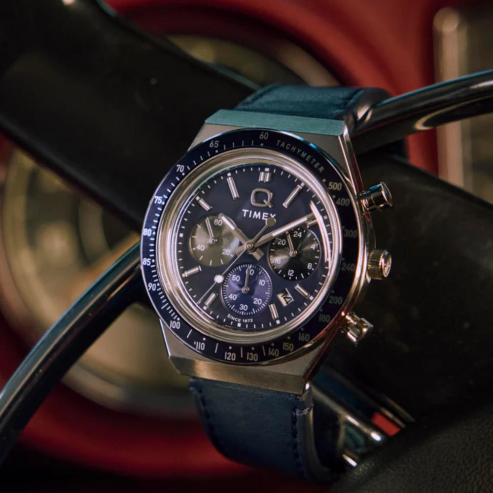 Relógio Q Timex Chronograph TW2Y36100