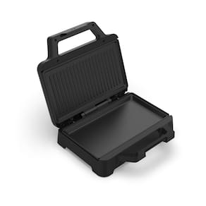 Sanduicheira Oster OSAN500 1000W Chapas Antiaderentes Alça Isotérmica Porta-fio Inox 220V