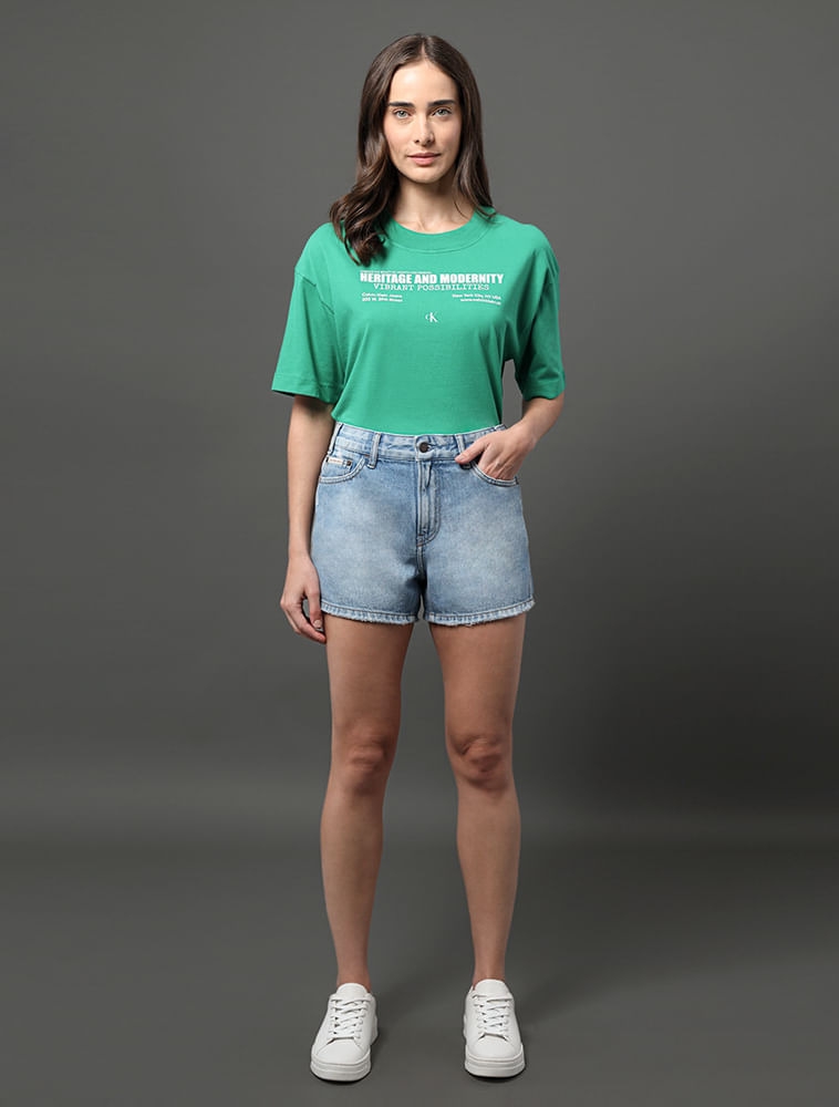 Miniatura Shorts Jeans Feminino Boy 5 Pockets Calvin Klein Jeans - Azul Claro Shorts Jeans Feminino Boy 5 Pockets Calvin Klein Jeans Azul Claro 34