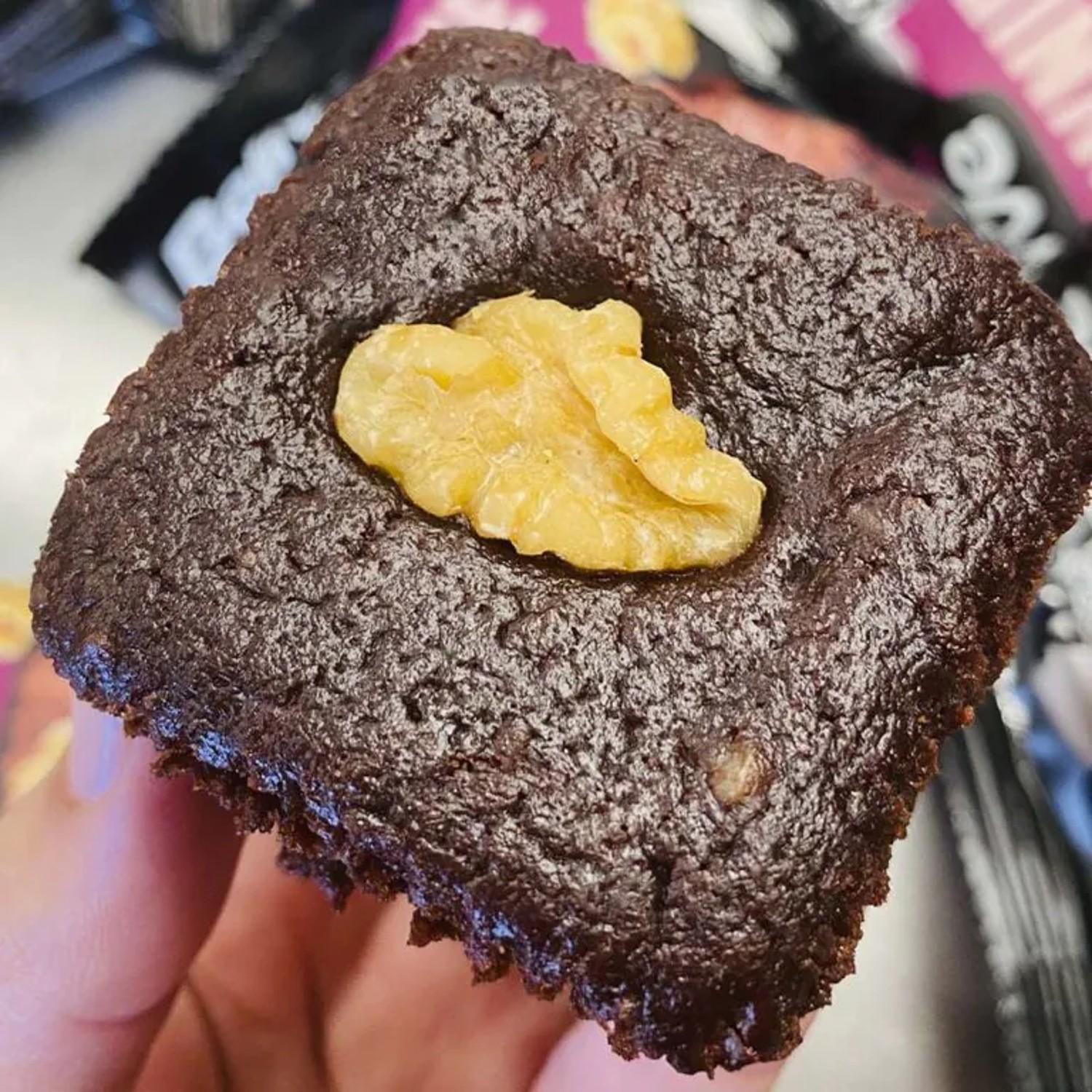 Miniatura Kit Com 20Und Brownie Belive Chocolate Com Nozes Zero 40G