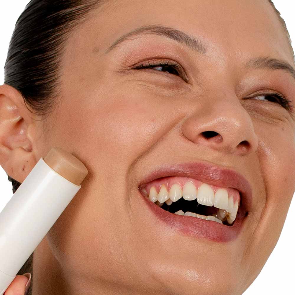 Miniatura Protetor Solar Facial em Bastão Com Cor Ollie FPS 95 30