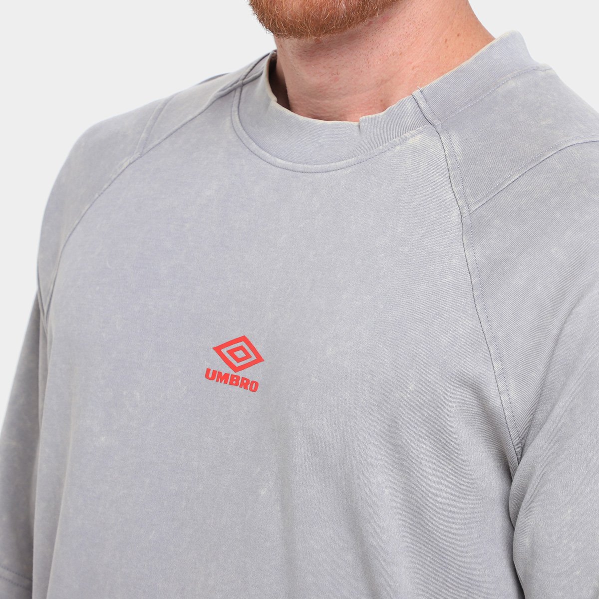 Miniatura Camiseta Umbro Washed High Neck Boxy Masculino Bege - G