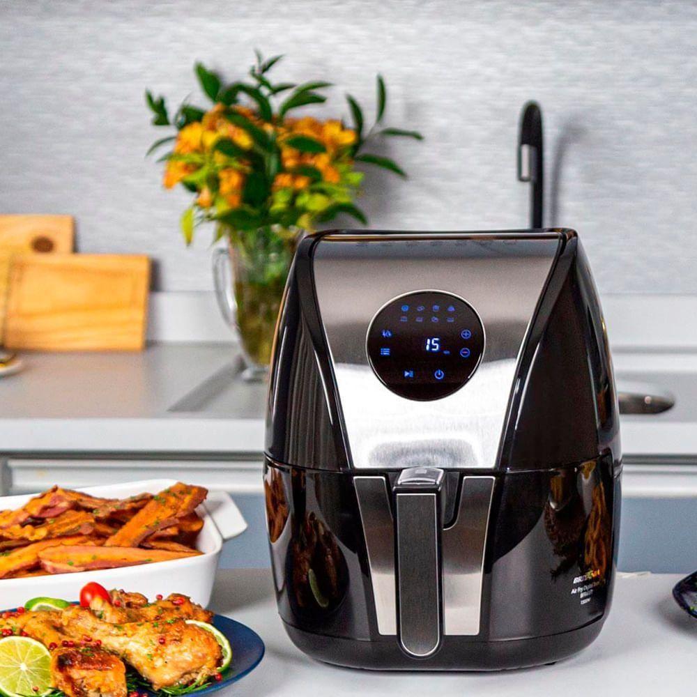 Miniatura Fritadeira Elétrica Britânia Air Fryer Digital Inox 5L BFR41PI Preta/Inox 220V