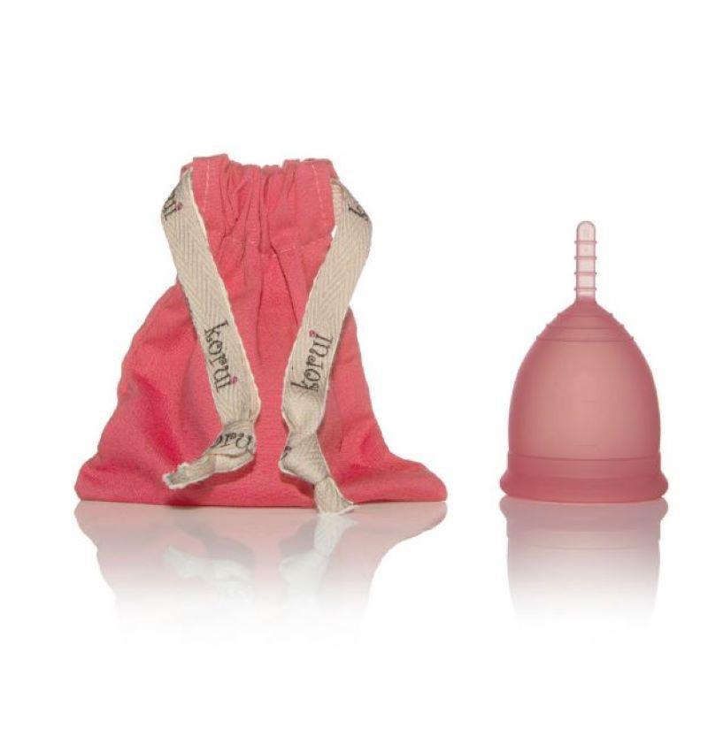 Kit Coletor Menstrual Korui Fluxo Leve + Panelinha Brisa Branco - Coletor menstrual - Silicone - Korui - Leve - Reutilizável