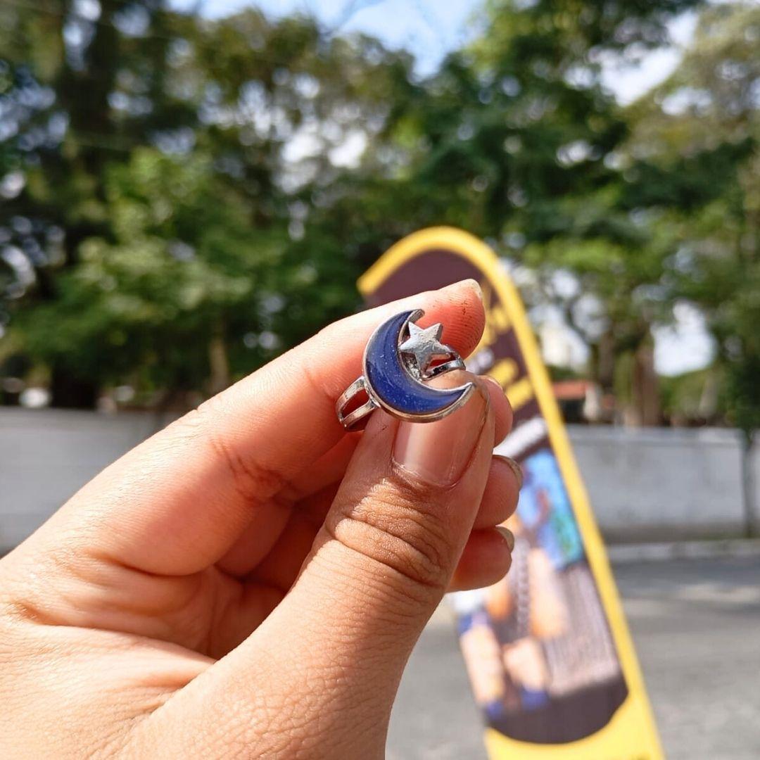 Miniatura Anel Do Humor Lua Estrela Mágico Encantador Muda De Cor Novo