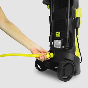 Lavadora de Alta Pressão Karcher K2 Plus 1740psi 1400W com Lança de Jato Leque e Mangueira de 3 Metros - Preta e Amarela 110V