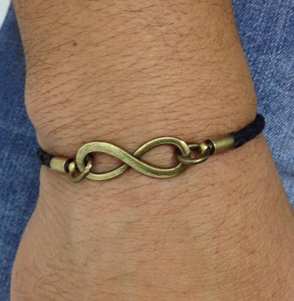 Miniatura Pulseira masculina couro e infinito ouro velho