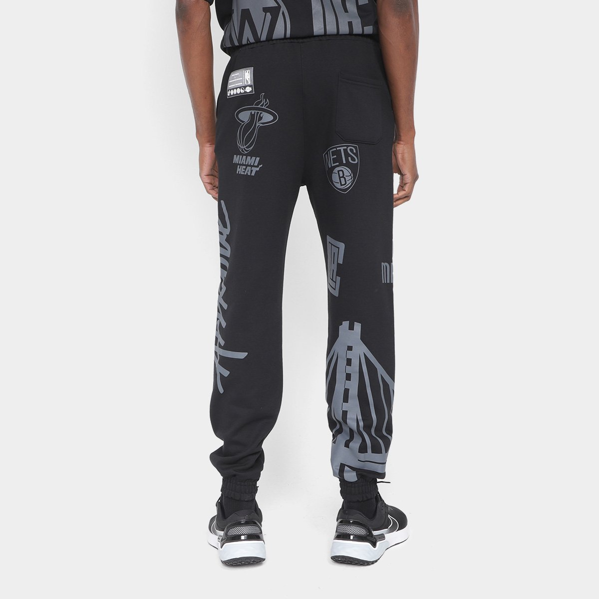Miniatura Calça Moletom NBA Approve Full Print Preto - P