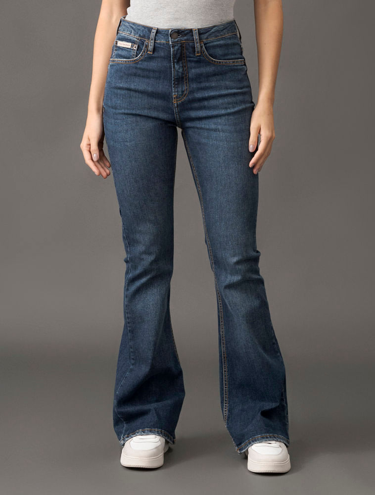 Miniatura Calça Jeans Feminina Flare Algodão Regenerativo Calvin Klein Jeans - Marinho Calça Jeans Feminina Flare Algodão Regenerativo Calvin Klein Jeans Marinho 34