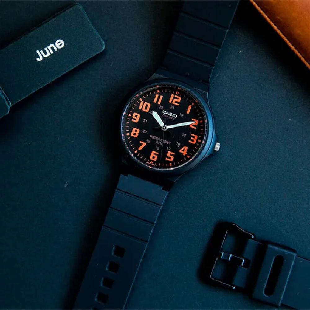 Miniatura Relógio Casio MW-240-4BVDF