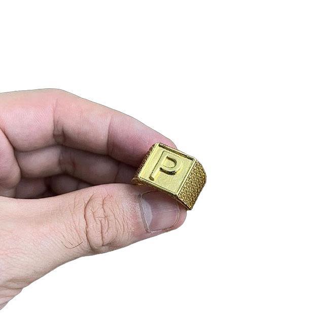 Miniatura Anel Letra Regulável - Banhado A Ouro 18K