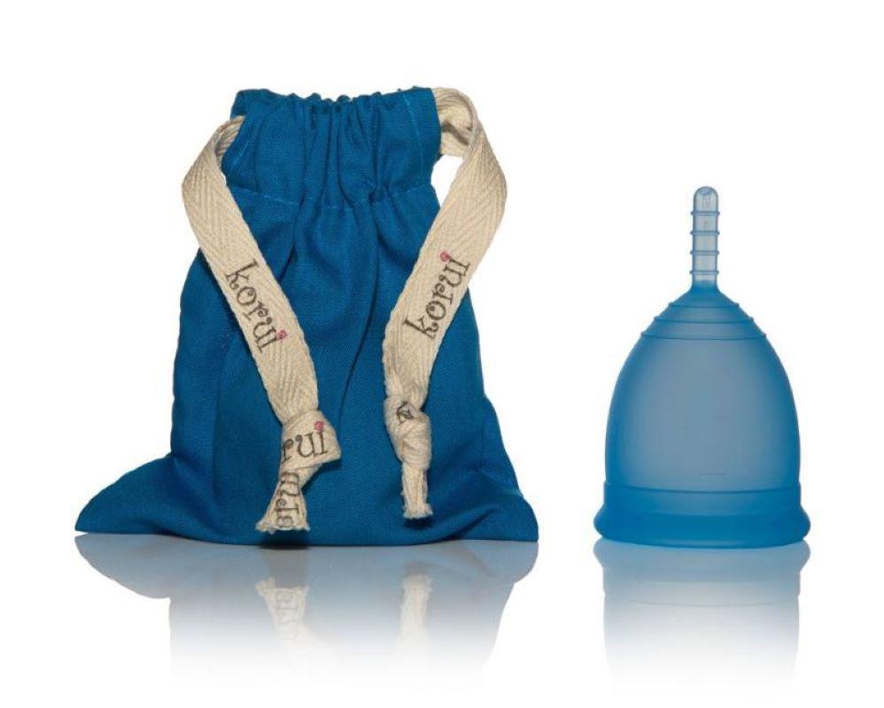 Kit Coletor Menstrual Korui Fluxo Leve + Panelinha Brisa Branco - Coletor menstrual - Silicone - Korui - Leve - Reutilizável