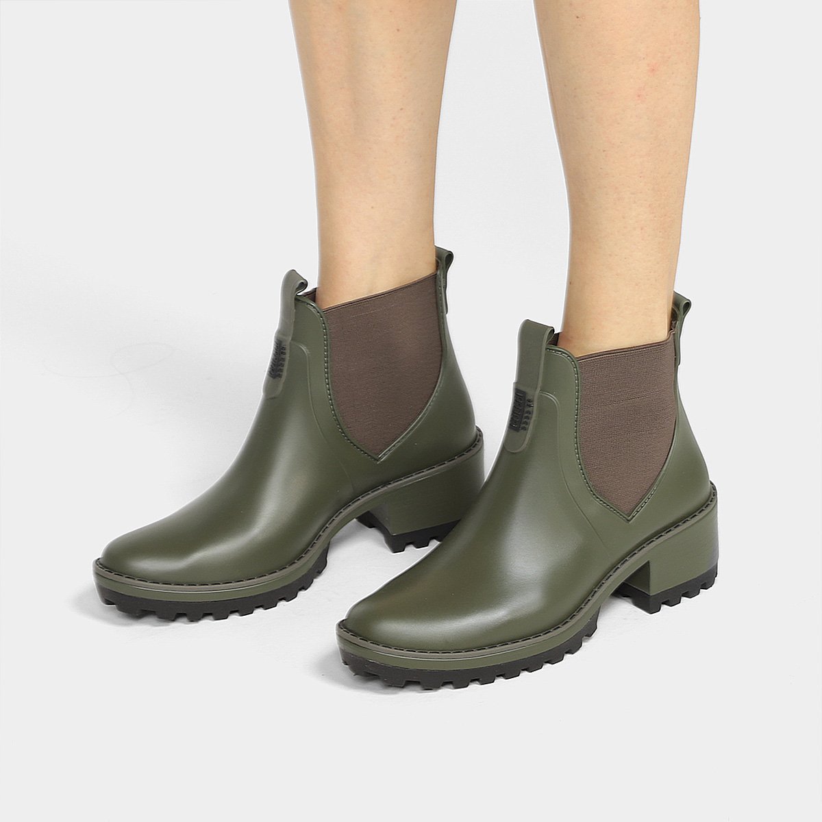 Miniatura Bota Chelsea Colcci Tratorada Feminina Verde - 35/36