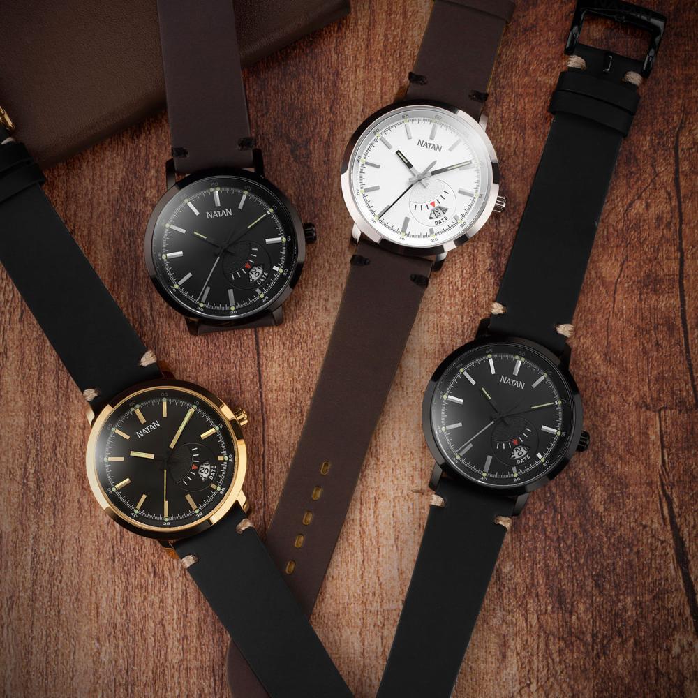 Miniatura Relógio Natan Masculino em Aço Dourado e Couro Legítimo Preto com Vidro de Safira