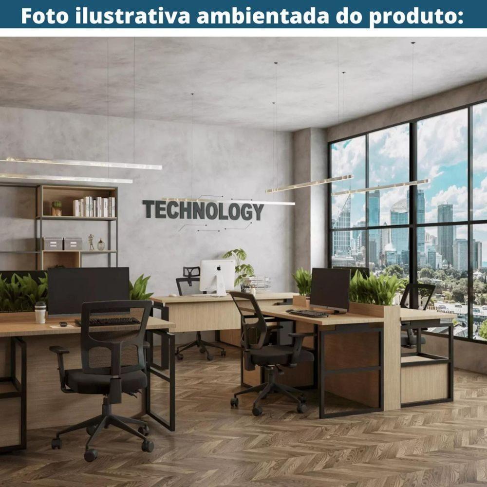 Cadeira Giratória Nr-17 Londres Diretor Fratini Revestida Em Polipropileno Preto Base Rodizio Nylon