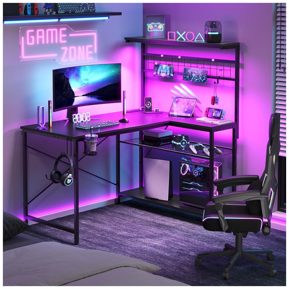 Miniatura Mesa Gamer de Fibra de Carbono, 42" 106 cm com Gancho para Fone de Ouvido, Luz LED, Porta-Copos, Tomadas, Mesa de Canto Reversível e Prateleiras, 110v