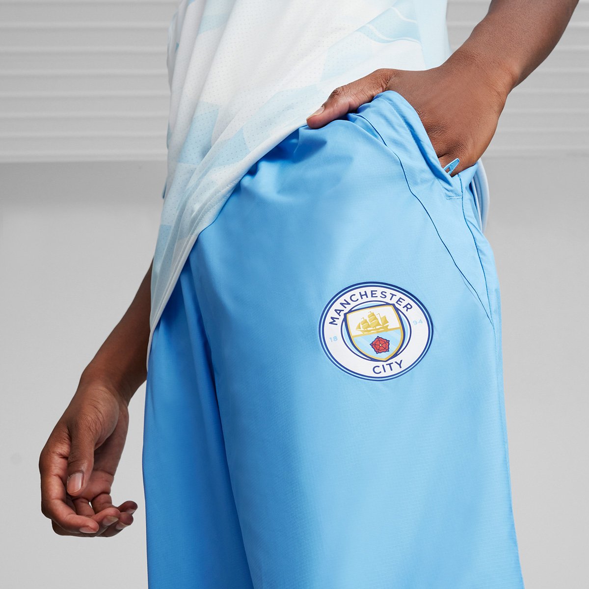 Miniatura Calça Manchester City 24/25 Pré-jogo Puma Masculina Azul - EGG