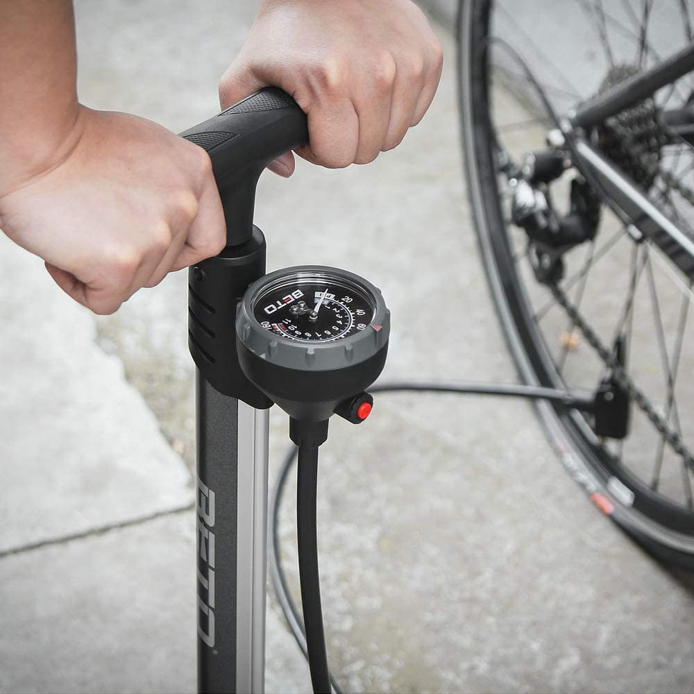 Beto Bomba de Piso Ergonômica para Bicicleta com Medidor e Válvula Inteligente 160 PSI Preto