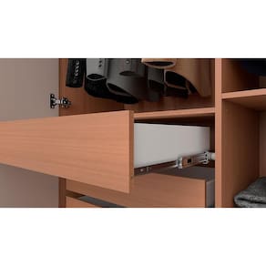 Guarda-Roupa Casal Bartira Diplomata 7 Portas de Bater 6 Gavetas Internas MDP - 255,6cm de Largura Avelã/Capuccino