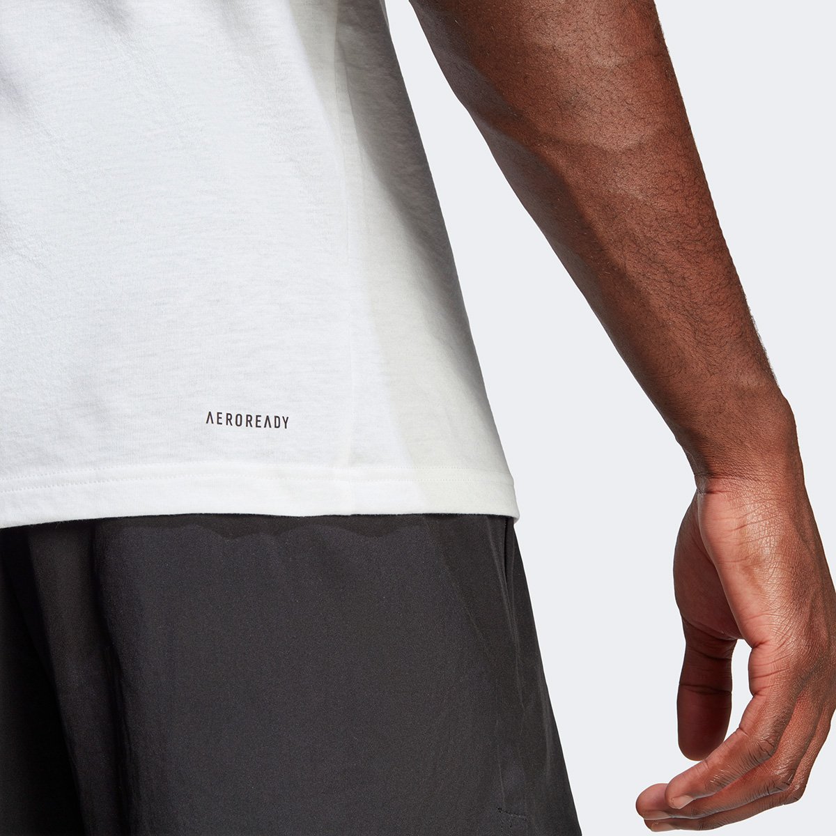Miniatura Camiseta Adidas Training Essentials Logo Masculina Branco+Preto - G