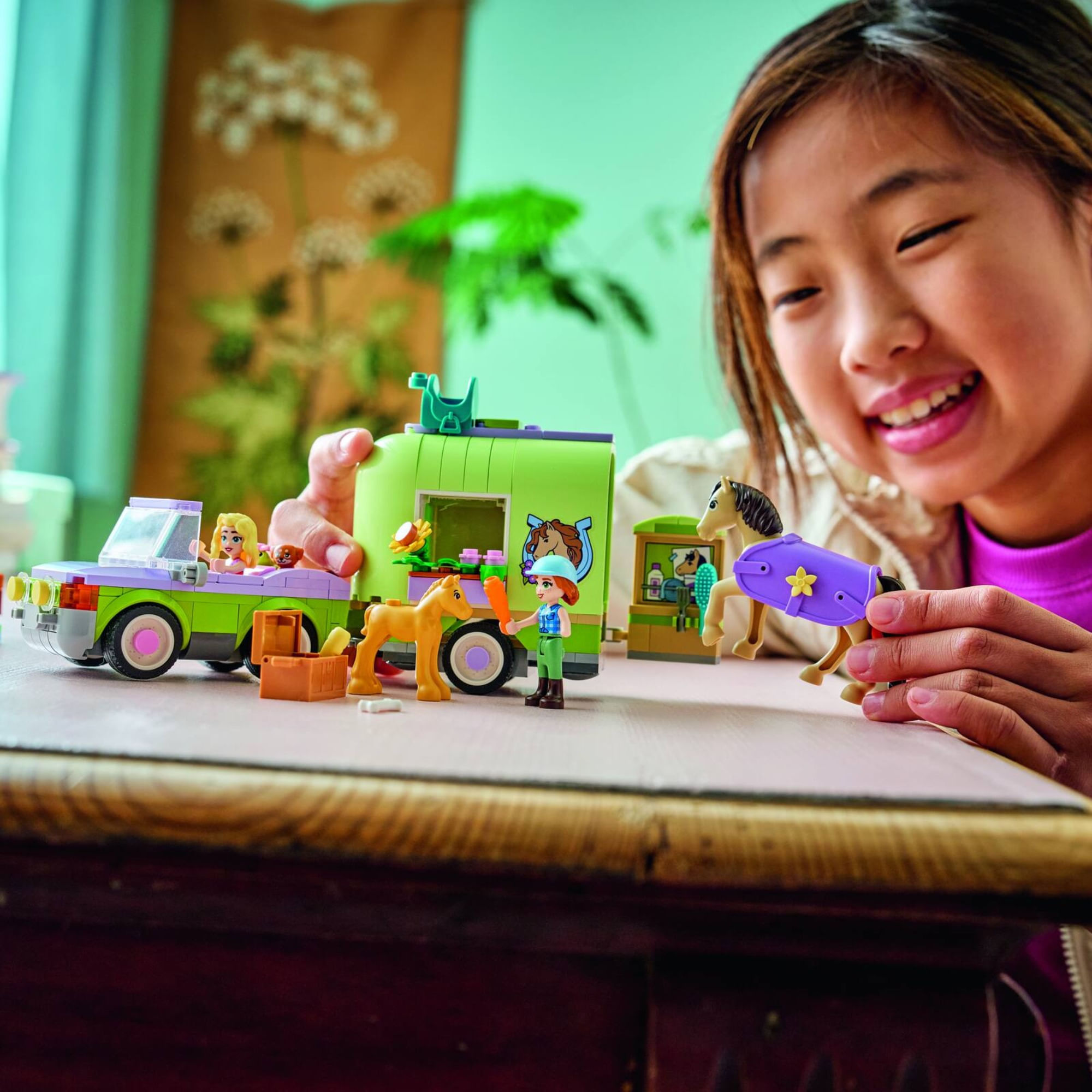 LEGO® Friends - Reboque para Cavalo e Potro
