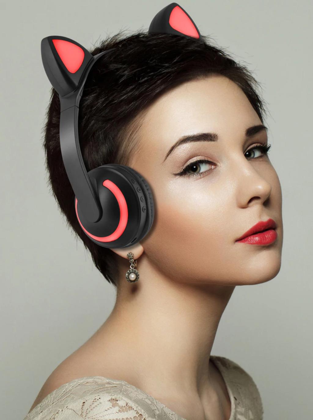 Miniatura Headphone Orelha De Gato Com Led Bluetooth 5.0 Ear Gat Preto Bluetooth - 5.0 - Fone de ouvido - Inova - Android