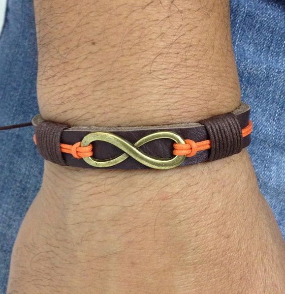 Miniatura Pulseira masculina couro e simbolo infinito ouro velho