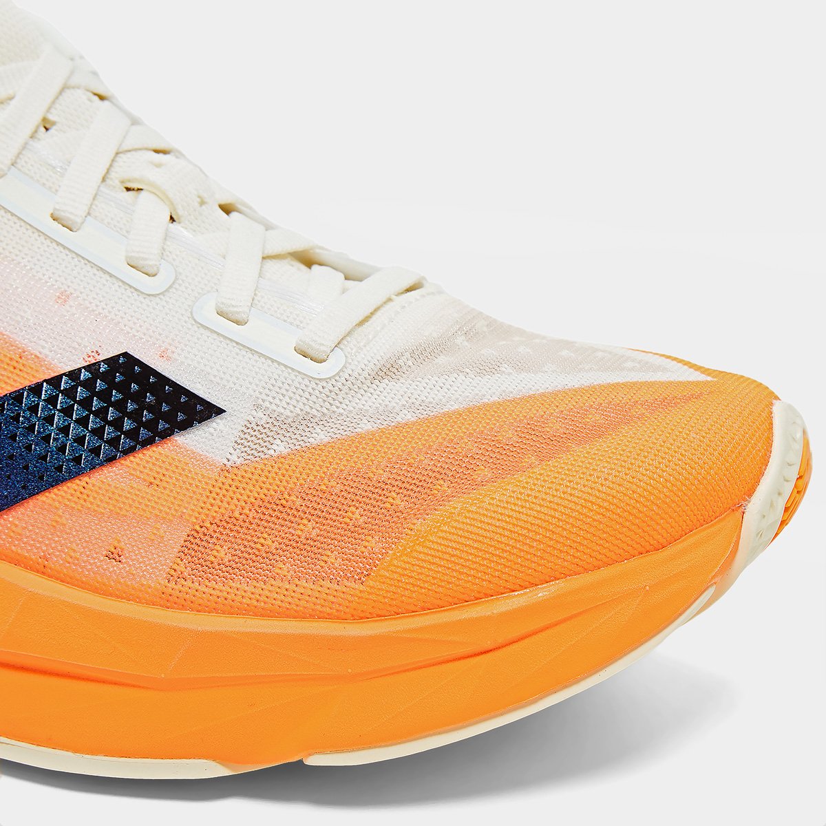 Tênis New Balance Fuelcell Rebel V4 Masculino Laranja - 38