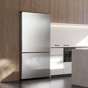 Geladeira Hisense Inverter 499L RB5P504 Bottom Freezer Metal Tech Inox 110V