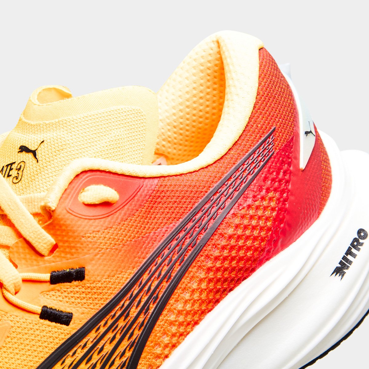 Tênis Puma Deviate Nitro 3 Fade WNS Feminino Laranja+Preto - 35
