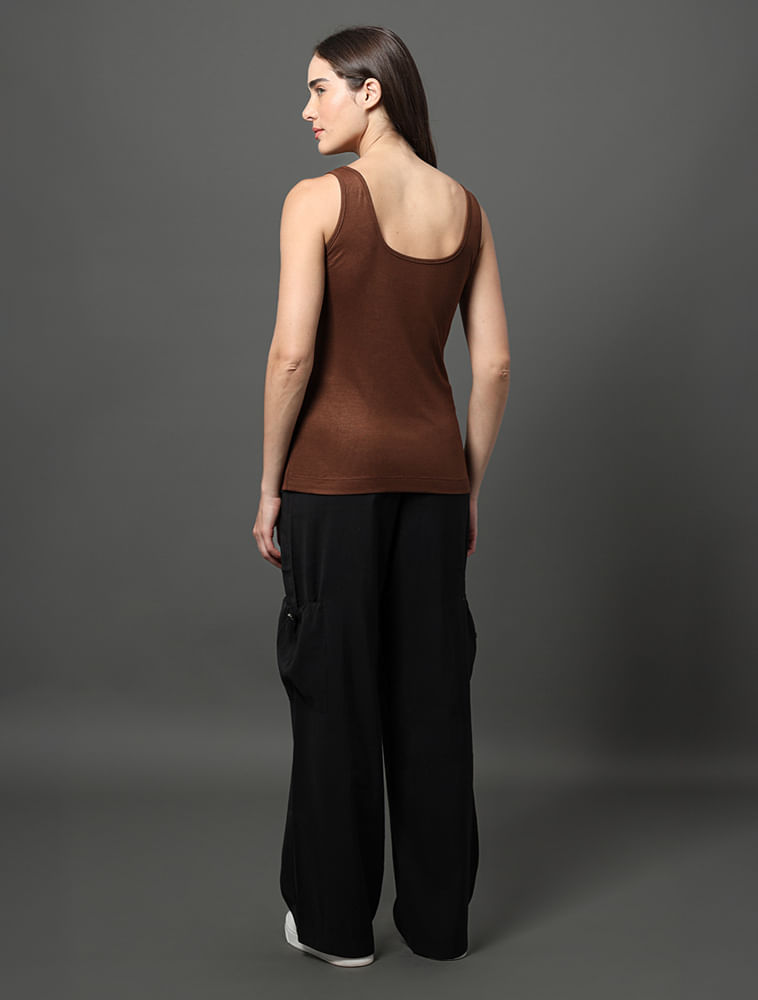 Miniatura Regata Feminina Decote Quadrado Calvin Klein Jeans - Marrom Regata Feminina Decote Quadrado Calvin Klein Jeans Marrom g