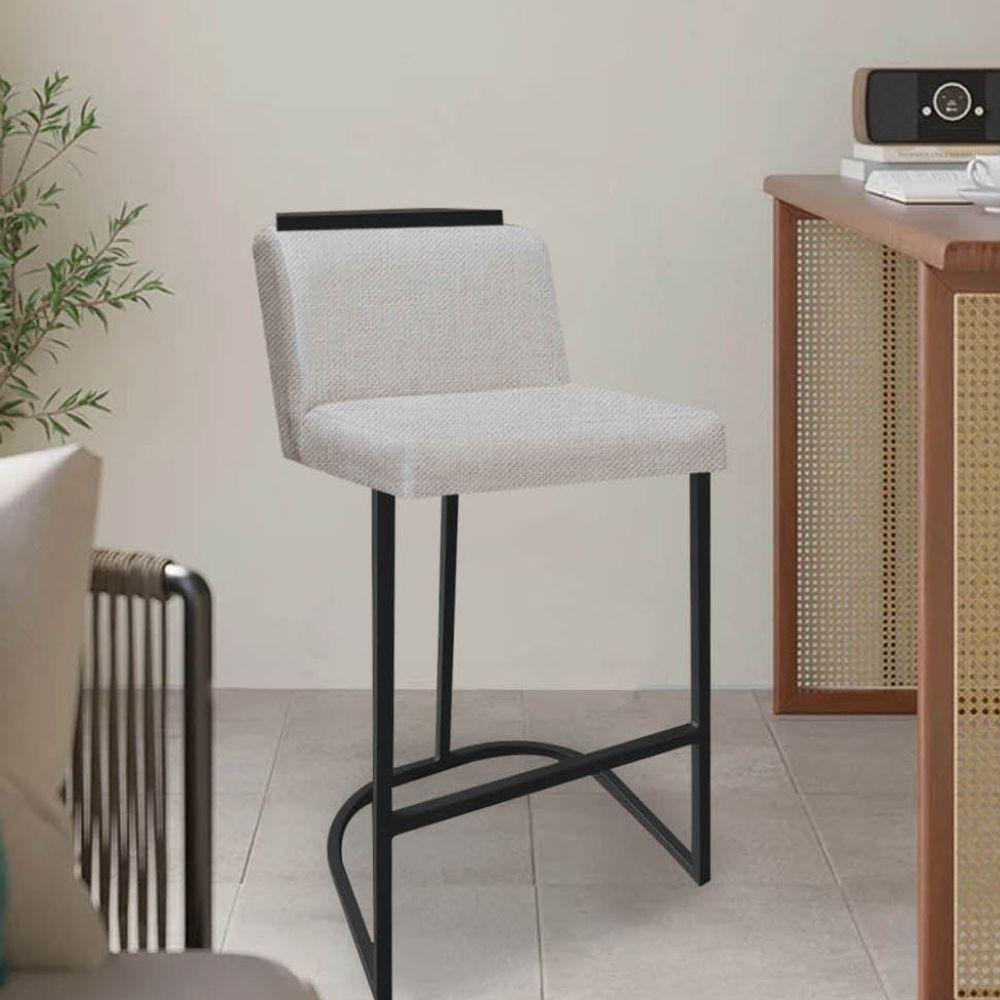 Miniatura Banqueta Com Encosto Nynna Luxo Confort Bistrô Cozinha Ferro Preto Linho Bege - Amey Decor